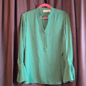 Chico’s green blouse
